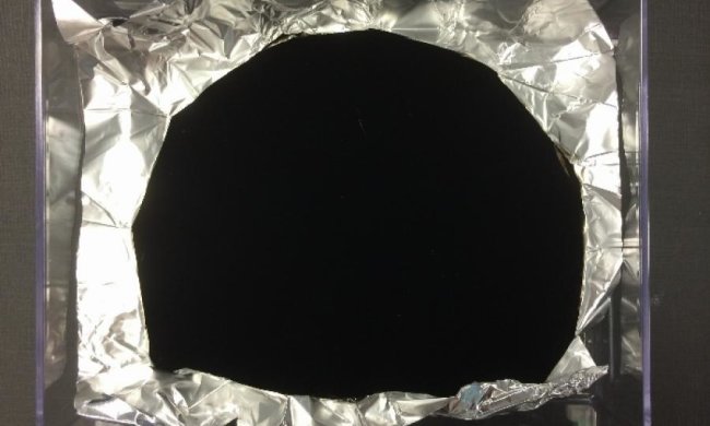 Самый черный материал в мире заинтересовал военных