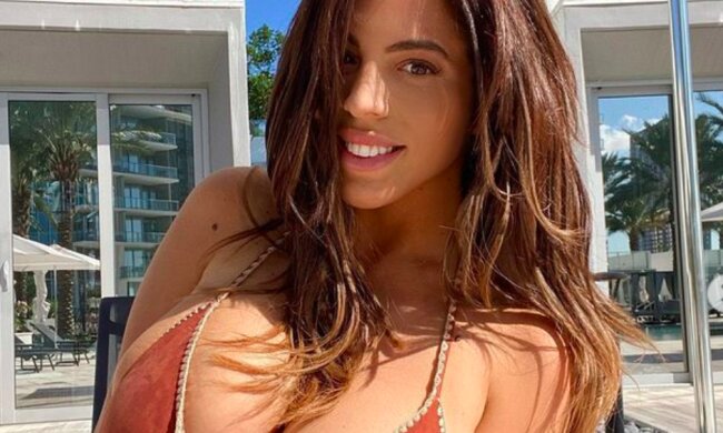 Даніель Айяла, instagram.com/danielleyayalaa