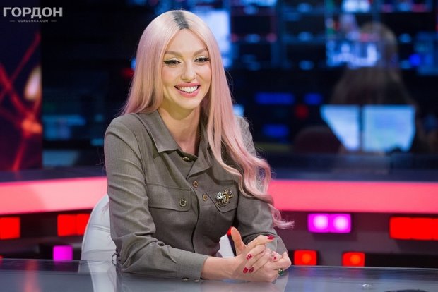 "Чим я гірша?": Полякова йде у президенти, Тимошенко напружилась