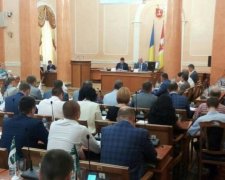 Одесский пожар: в мэрии полетели первые головы