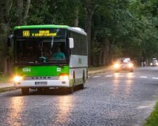 Автобус маршруту №666 у Польщі