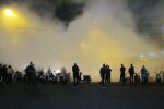 Очевидці розповіли, як люди рятувалися від пекельного окропу в Ocean Plaza: "Заскакували в продуктові візки", відео