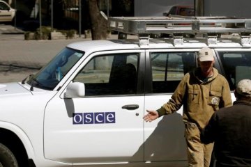 Бойовики ДНР перекрили дорогу патрулю ОБСЄ