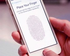 Сканер отпечатков на смартфонах научились взламывать за секунду