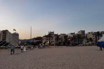 Іспанія, пляж, літо, фото: Знай.ua