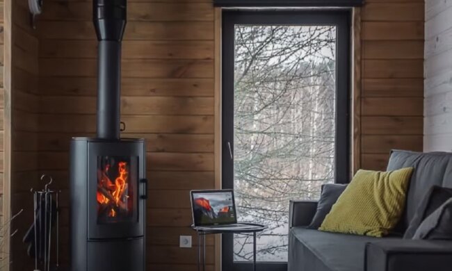 Заміський будинок. Фото: скриншот Youtube