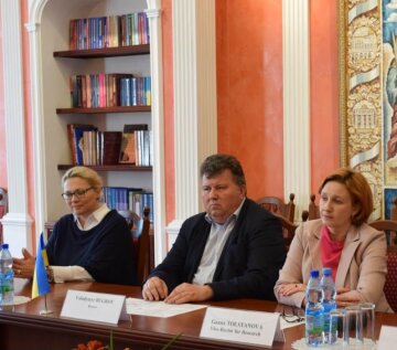 Володимир Бугров
