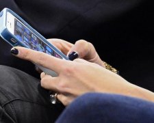 Facebook навчить підлітків відповідати за слова в мережі