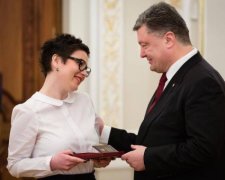 Авторку пісня "Вітя, чао!" Порошенко нагородив орденом княгині Ольги