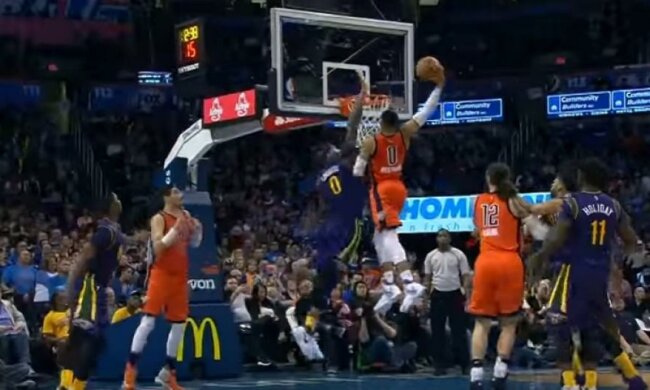 Данк Вестбрука через Казінса став кращим ігровим моментом дня в НБА