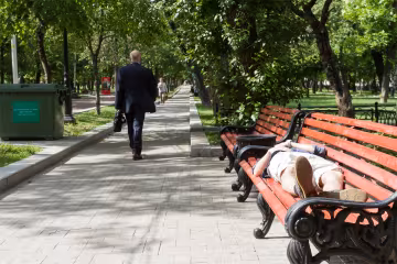 Безработный, фото из свободных источников