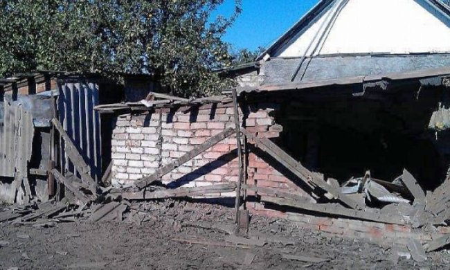 Террористы продолжают уничтожать жилые массивы Авдеевки (фото)