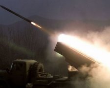 Красногорівку та Гірник обстріляли реактивними снарядами із "градів"