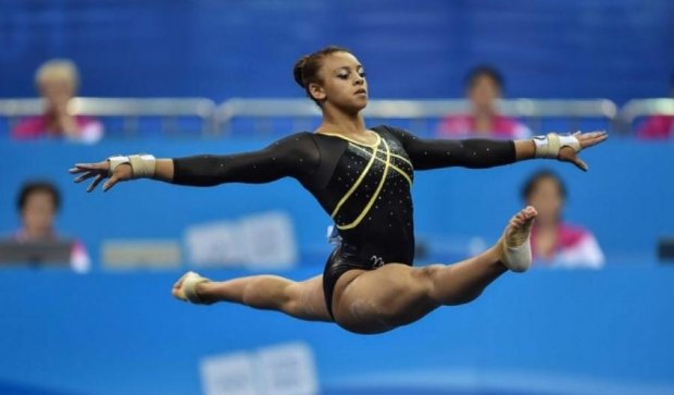 Олімпіада 2016: Британська гімнастка мало не звернула собі шию (ФОТО)