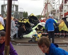 У Шотландії впали американські гірки з дітьми