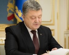 Порошенко начал окружать себя женщинами