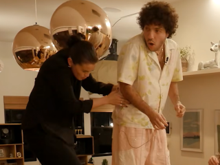 Селена Гомес и Бенни Бланко, кадр из видео