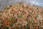 Перловка з м'ясом, грибами і овочами: простий і швидкий рецепт