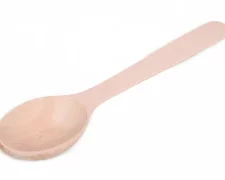 Деревянная ложка. Фото MAKITRA