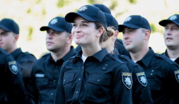 Одесский полицейский растрогал общественность (видео)