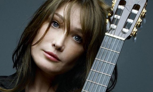 Жена экс-президента Франции перепела Depeche Mode