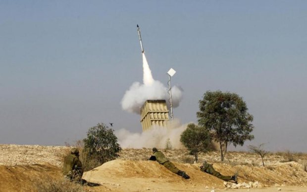 Палестина пошла в ракетную атаку: шокирующие видео
