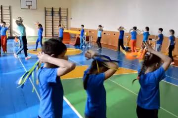 Урок фізкультури, фото: скріншот з відео