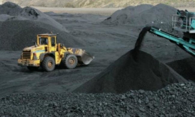 Українська влада почне продавати сепаратистам зброю в обмін на вугілля