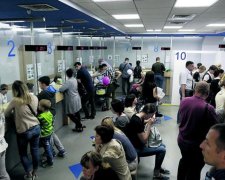 Какая у нас Европа: украинские пенсионеры штурмуют польскую границу