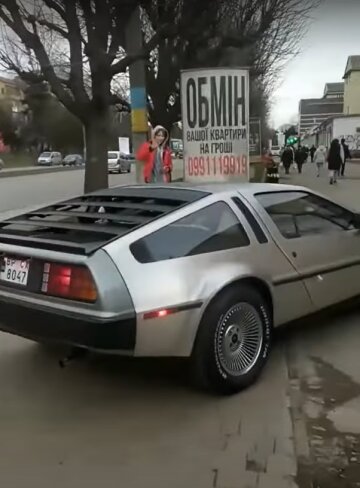 DeLorean DMC-12, скріншот: YouTube