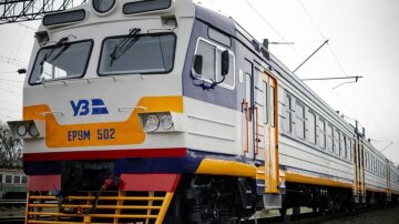 Електричка на Дніпропетровщині