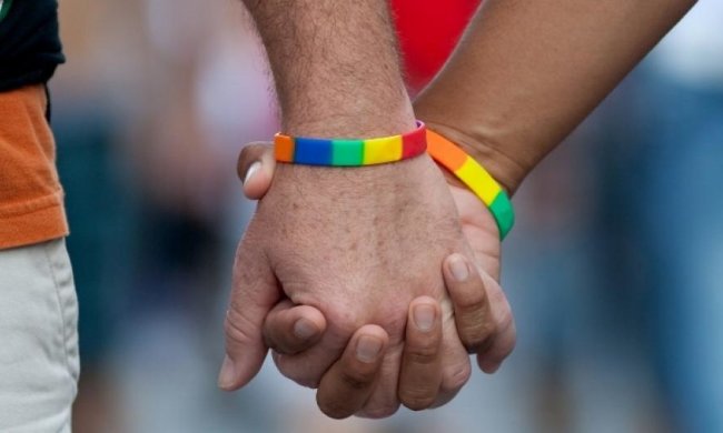 Геи освоят христианский сайт знакомств