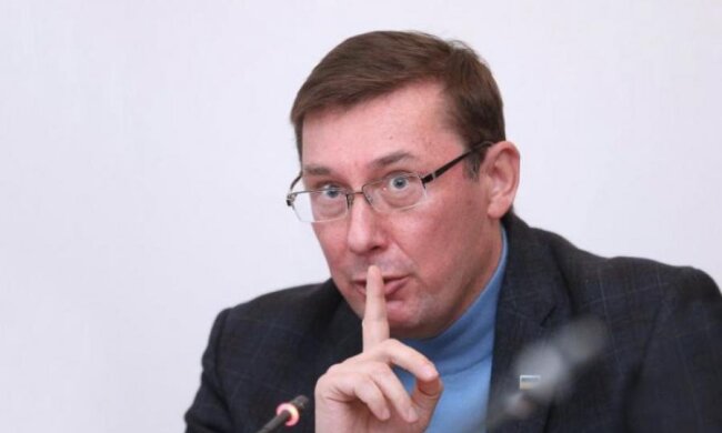 Миллионная зарплата и роскошное имущество: что задекларировал Луценко в 2017
