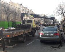 Закон Зеленського поставив водіїв у безвихідь: скандал охопить всю Україну - людей не беруть