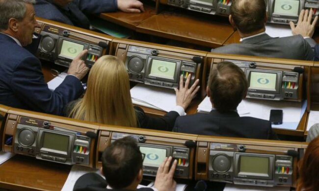 Колектори в законі: депутати вирішили, як будуть стягувати комунальні борги