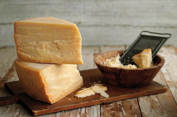 Швейцарское сырное фондю - для настоящих фанатов сыра