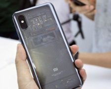 Xiaomi Mi 8 побив всі можливі рекорди