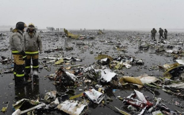 Головне за ніч: авіакатастрофа з українцями та повстання комуністів
