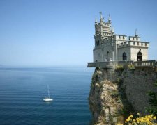 Окупант добрався до головної пам'ятки Криму
