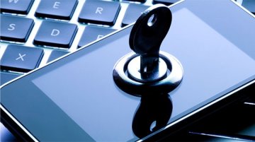 ФБР зламуватиме смартфони в інтересах слідства 