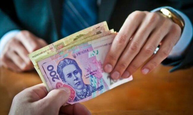 Генпрокуратура підозрює голову райради Кривого Рогу в отриманні хабара