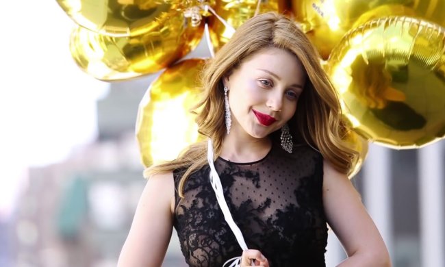 Тіна Кароль та Валерія оскандалилися через сукню: фото говорять самі за себе