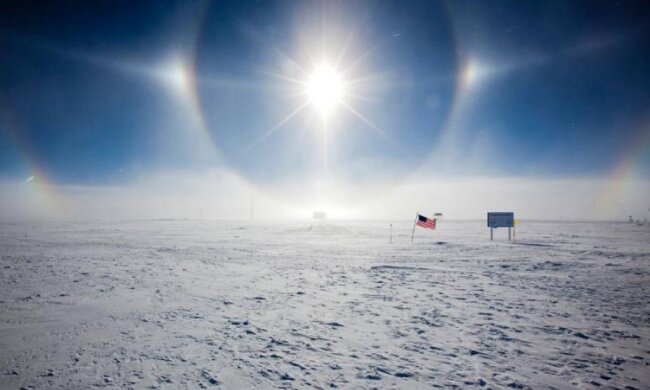 Вчені показали, як сонце "котиться" горизонтом Антарктиди