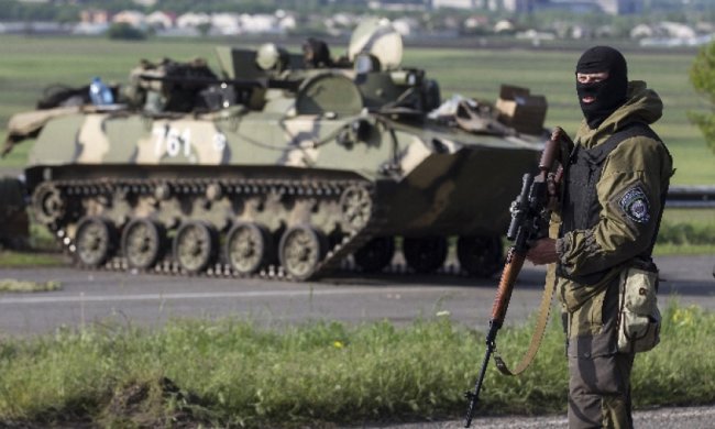Бойовики обстріляли мирне селище Новгородське із танків