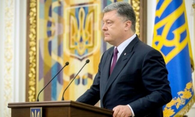 МВФ обещал Украине $1 млрд до конца марта, - Порошенко