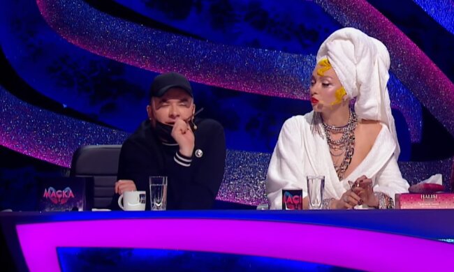 Андрій Данилко і Оля Полякова на шоу "Маска", кадр з відео