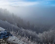 В Карпатах ударили первые морозы, самое время становиться на лыжи: о чем предупреждают спасатели