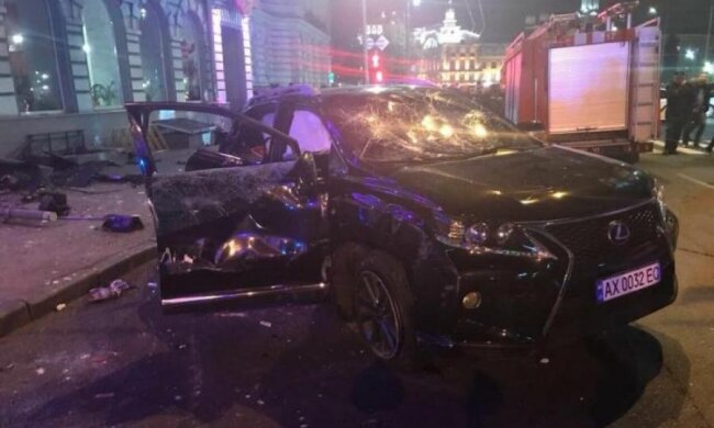 Винуватиця жахливого ДТП замітає сліди