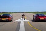 Ferrari’s F8 Tributo против McLaren 720S, скриншот
