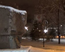 Харьковские вандалы изуродовали памятник репрессированным кобзарям